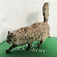 ROYAL DOULTON DA149 GREY PERSIAN CAT STALKING - MINT CONDITION IN ORIGINAL BOX