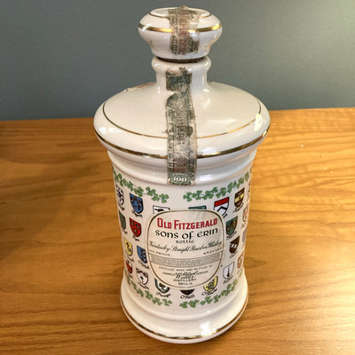 Stitzel Weller 1969 Old Fitzgerald Sons Of Erin Decanter Kentucky Bourbon Bottle