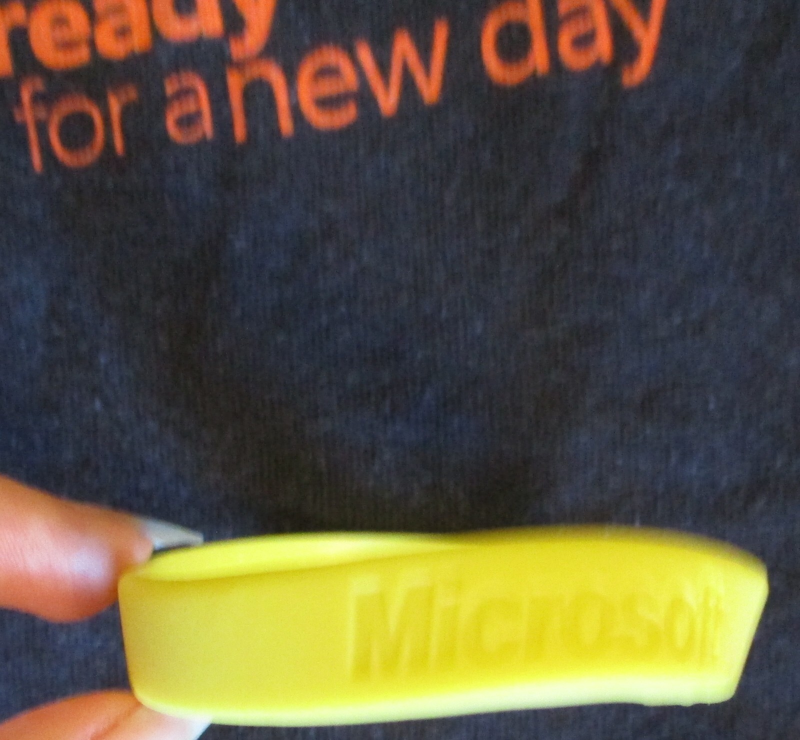 Microsoft Office Windows Vista LAUNCH BRACELET 20… - image 5