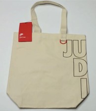 nike shopper bag