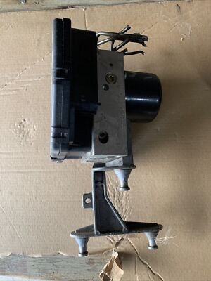 Mercedes-Benz ABS ESP Hydraulic Block A2035451632 for W203