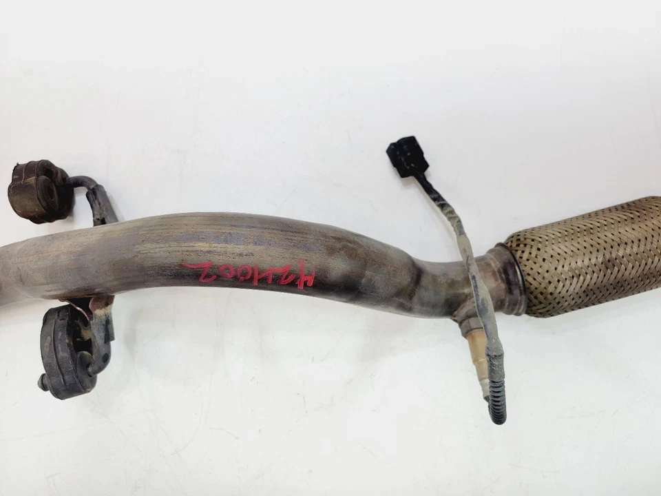 Tubo de escape inferior delantero Hyundai Accent 2007 2008 2009 2010 2011 Foto 3 de 4