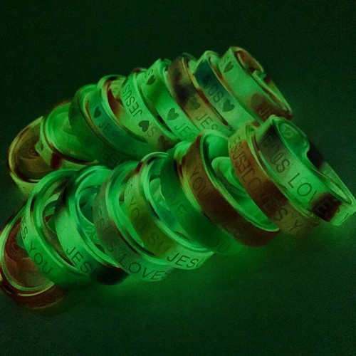 20pcs Natural Silicone Bangle Bracelets Jesus Loves You Religious Wristbands - Picture 6 of 23
