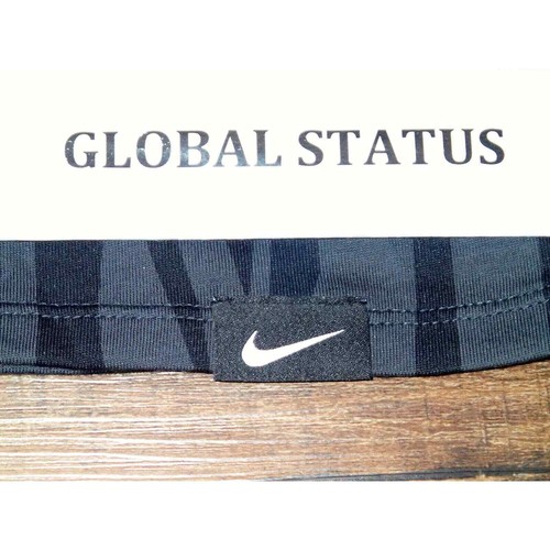 NIKE LEBRON PARA HOMBRE LUCHA POR LA GRANDEZA NEGRO ORO METÁLICO MEDIO (808633-060) - Imagen 6 de 10