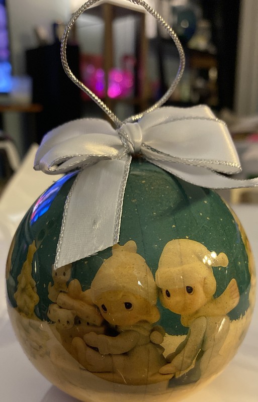 VINTAGE 1994 Precious Moments Decoupage Christmas Ball Ornament Enesco 3" NIB