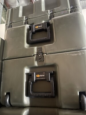 米軍　HARDIGG CASE Amazon.com : Pelican Hardigg Military Grade Equipment Case