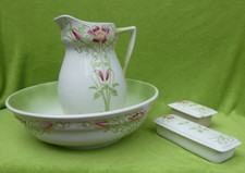 Jugendstil Keramik 4tlg.Waschganitur Waschschüssel Krug und Set