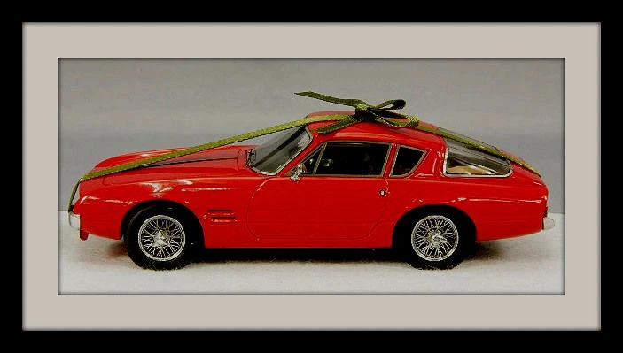 wonderful resin- modelcar 1/43 GHIA FIAT 230S  COUPE  1963  red  (X-MAS-Edition) - Image 2 of 3