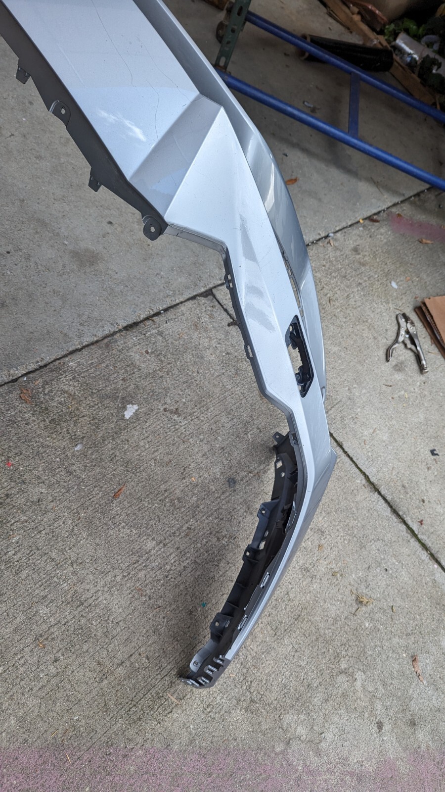 2019-2023 Lamborghini URUS front bumper Upper Cover  OEM