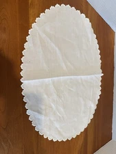 6-scalloped Eyelet-embroidered White Linen Doilies for Table's Center