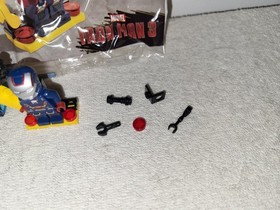 LEGO Marvel Super Heroes Iron Patriot Minifigure Gun Mounting System 30168 