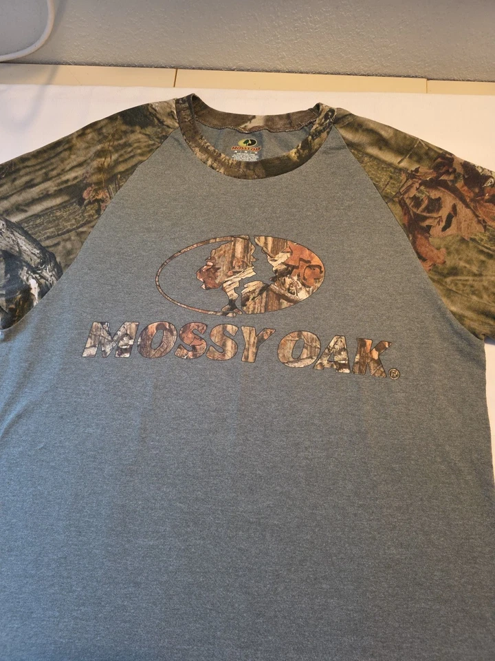 Mens Mossy Oak Breakup Size Medium Camo T Shirt - Image 2 of 4