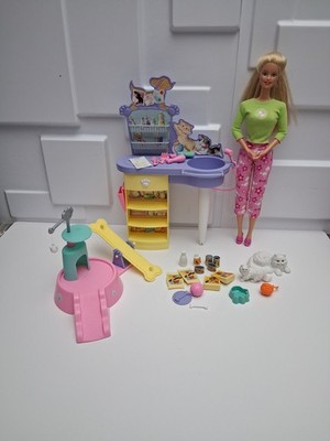 Barbie Kennel Care Pet  Grooming Playset Rare 2 Kitty Cats With Doll READ DESC 