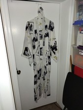 Japanese Yukata Kimono Sumo Wrestler Cotton Robe Made in Japan, White Navy Gold