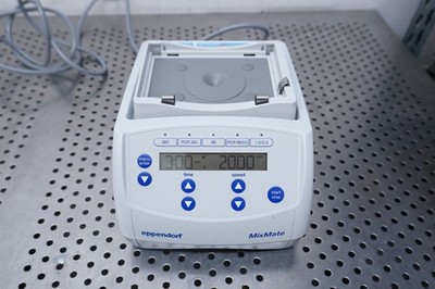 Eppendorf MixMate Mixer 5353 Without Holder
