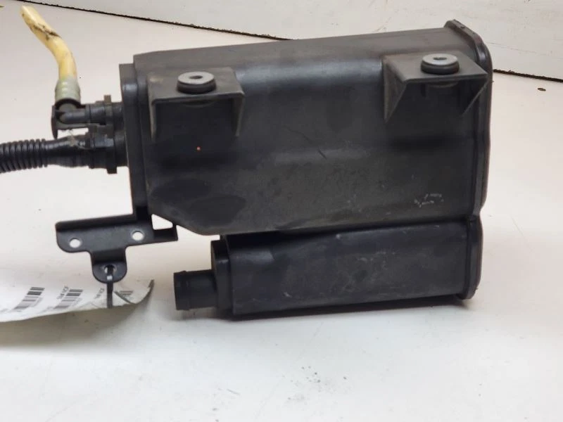 2008 BMW 535I FUEL VAPOR CHARCOAL CANISTER - Image 4 of 4