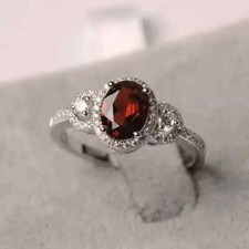 2CT Red Garnet Gemstone Ring 925 Sterling Silver Engagement Ring For Women