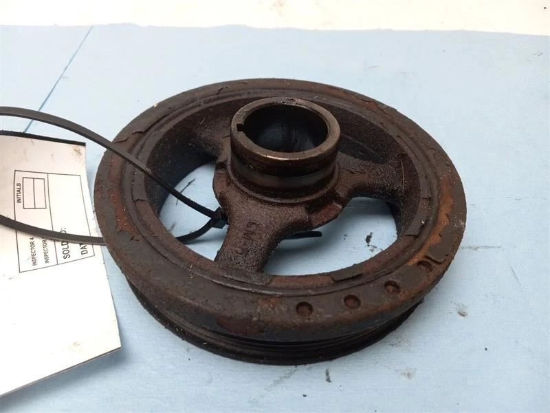 Balanceador armónico Buick Enclave 2008-2020 Foto 3 de 4