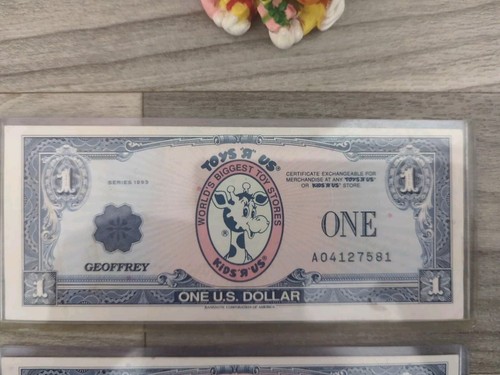 Toys R Us Geoffrey Money 2 $1 Dollar 1993 Series Gift Certificates Sequential - Picture 4 of 13