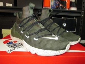 nike air zoom grade