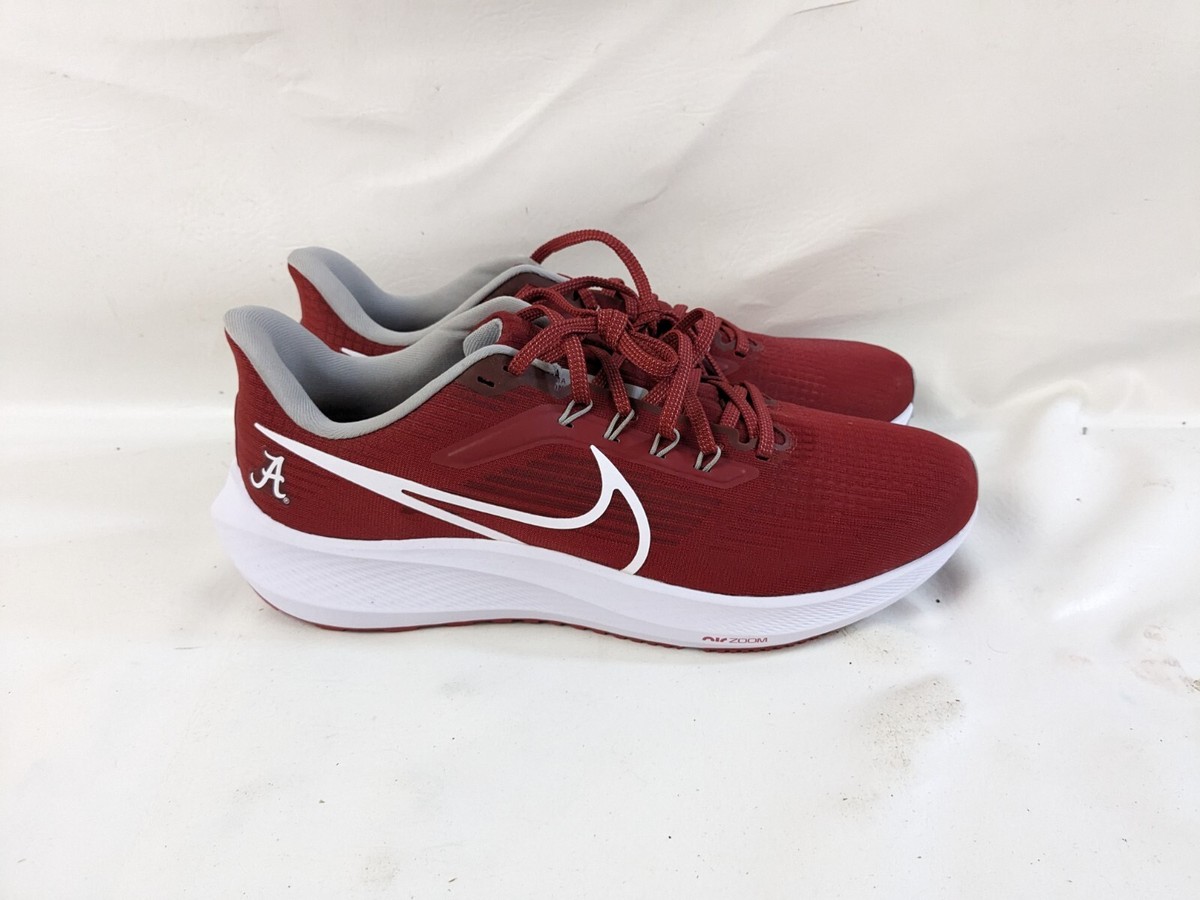 nike revolution maroon