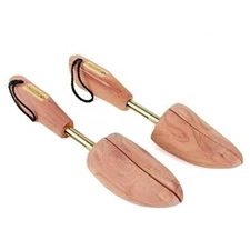 FootFitter Sir James Cedar Shoe Tree with Split Toe- Adjustable Shoe Shaper