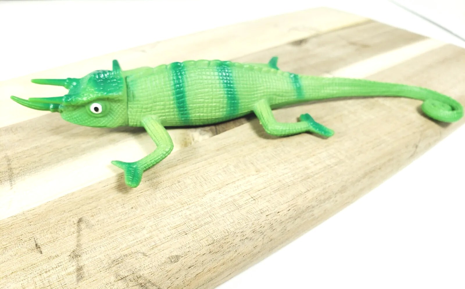 GREENBRIER INTERNATIONAL INK HORNED CHAMELEON FIGURE TOY eBay
