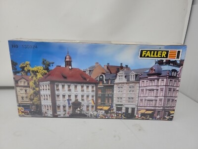 SEALED NEW FALLER HO SMALL TOWN HALL ''KLEINSTADT RATHAUS'' KIT # 130924