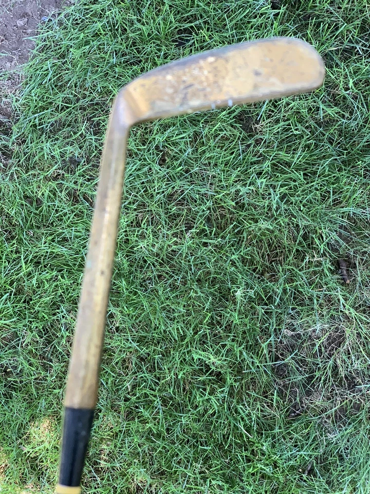 Powerbilt Model P20 “GOLDEN WAND” RH Putter 35” HB WOW WOW WOW - Image 4 of 4