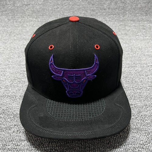 Mitchell & Ness Chicago Bulls Snapback Flat Brim Black Purple One Siz...