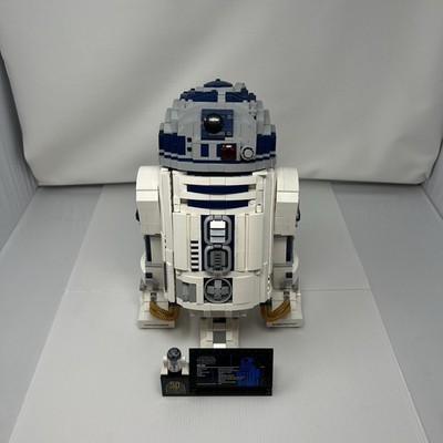 LEGO Star Wars UCS R2-D2 75308 Complete