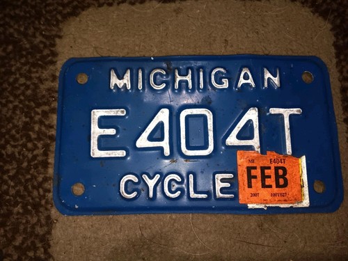Vintage 2000's Michigan Motorcycle License Plate E404T Man Cave Decor Collector - Picture 1 of 2