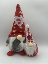 Set Of 2 Valentine Gnomes 12  And 7  Kiss Me Hearts