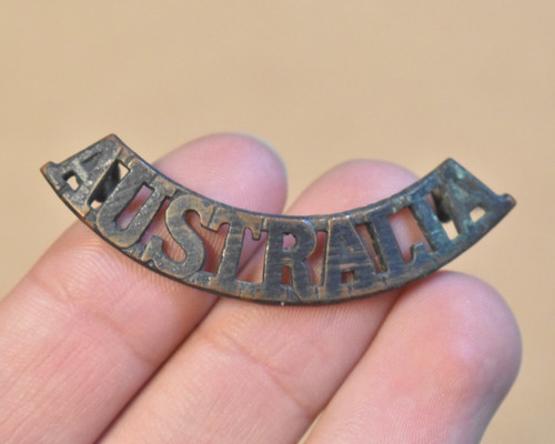WW1 Australian Rising Shoulder Title Insignia Pins