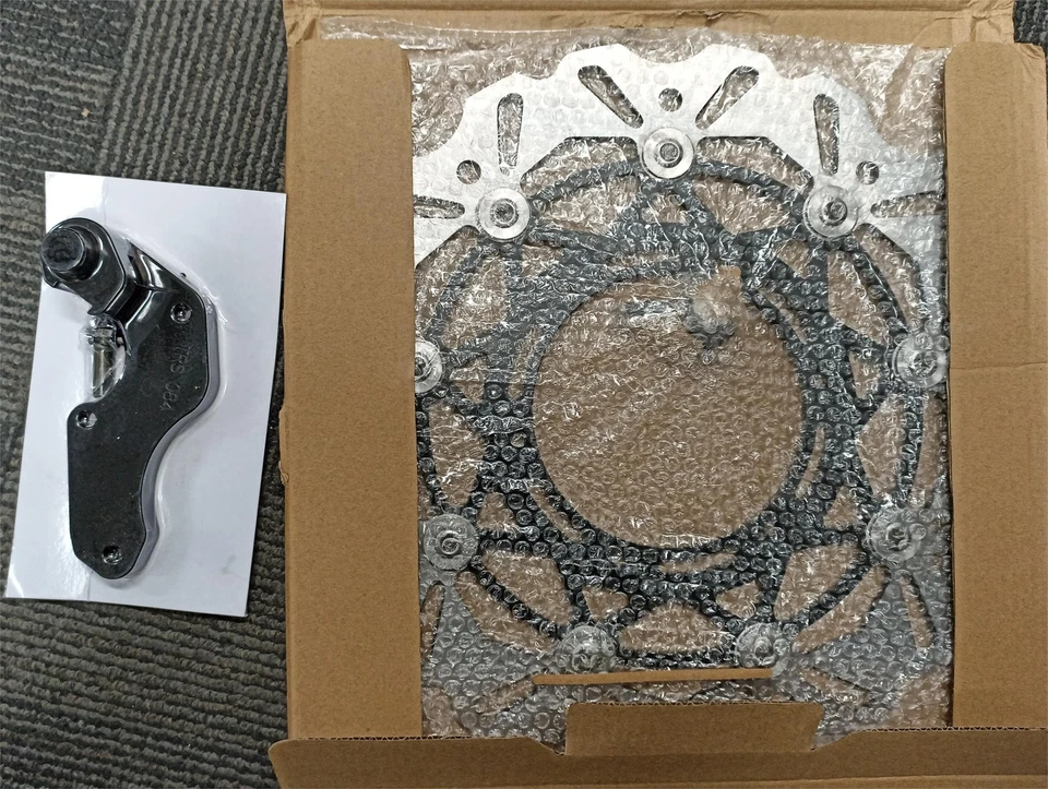 Supermoto Oversize Brake Rotor 320mm + Bracket for Suzuki RM125 DRZ400E DRZ400S - Image 2 of 4