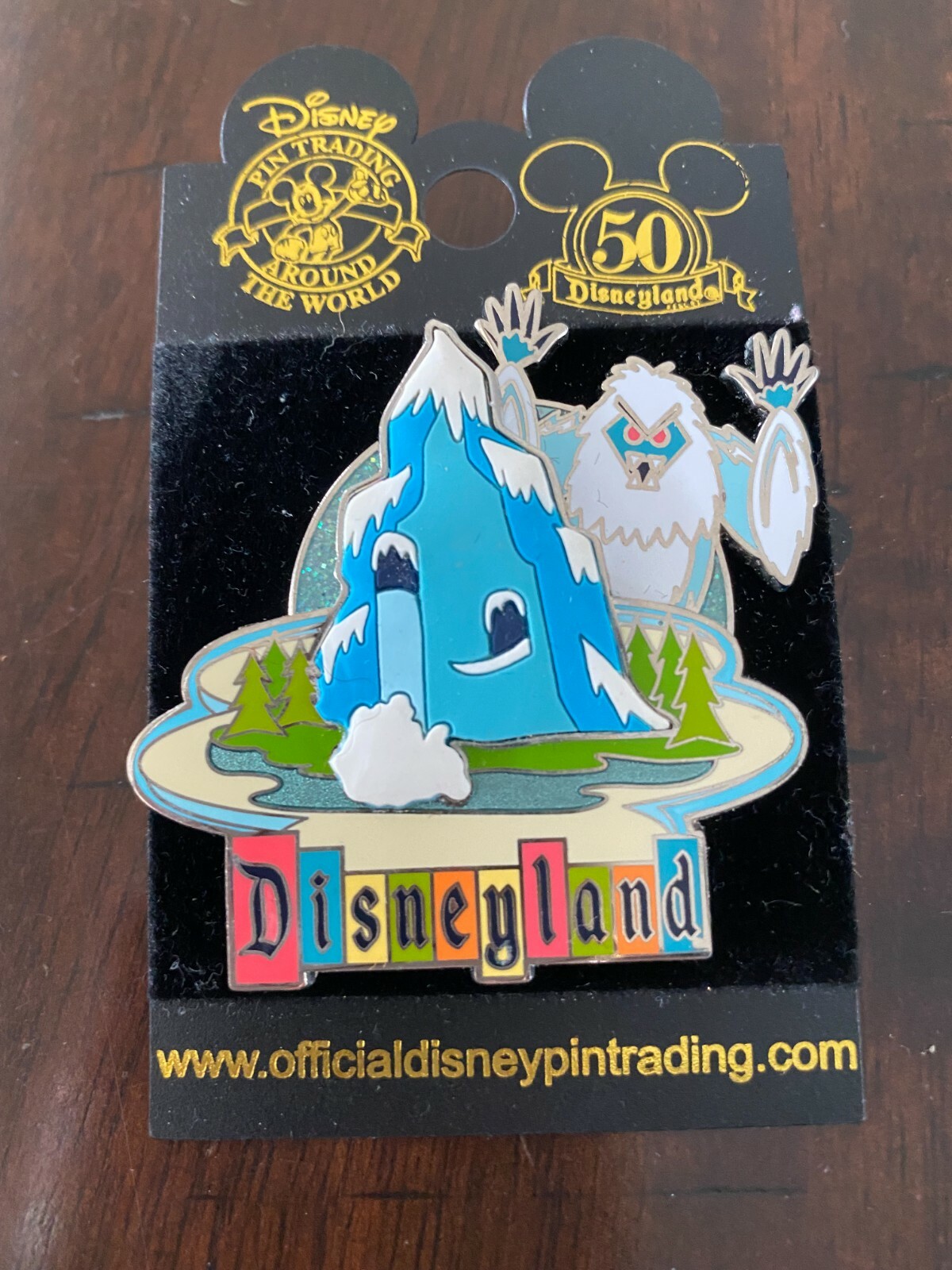 Pin 36985 Retro Collection - 50th Anniversary (Matterhorn)