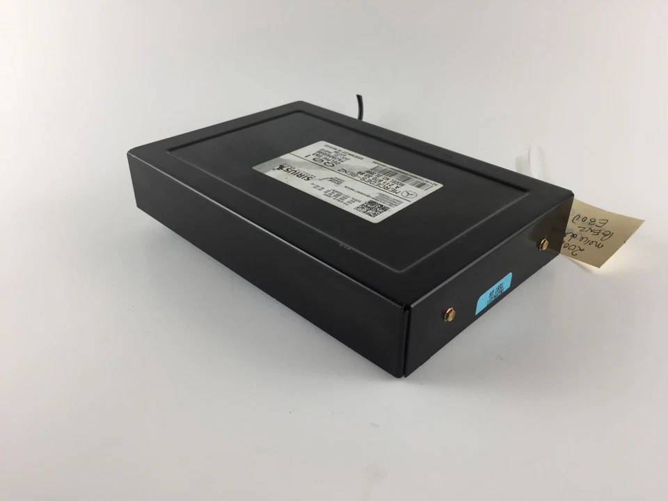 Módulo de radio por satélite Mercedes-Benz E300 Sirius 2008 A2118703389 OEM Foto 2 de 4