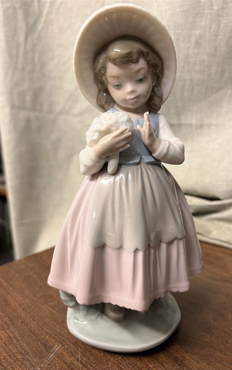 1982 LLADRO NAO Porcelain Figurine Girl With Bouquet 348 | eBay