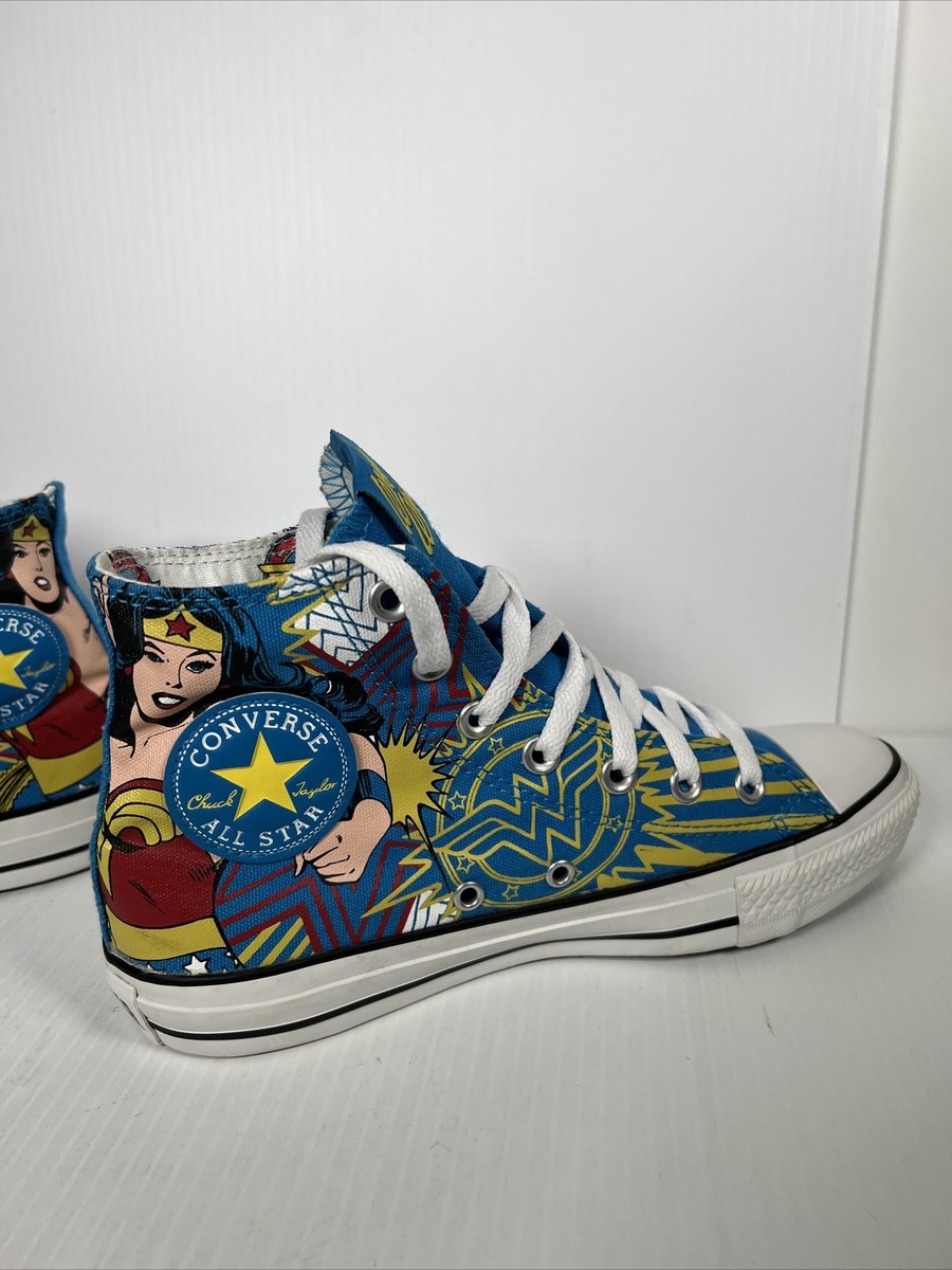Converse x Wonder Woman Vintage Comic Print Women display picture 1