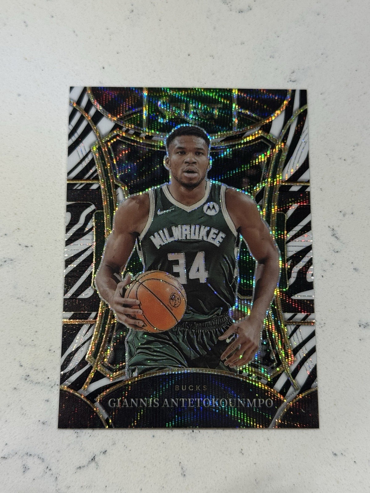 2023-24 Panini Select Mezzanine Zebra #341 Giannis Antetokounmpo Zebra Prizm