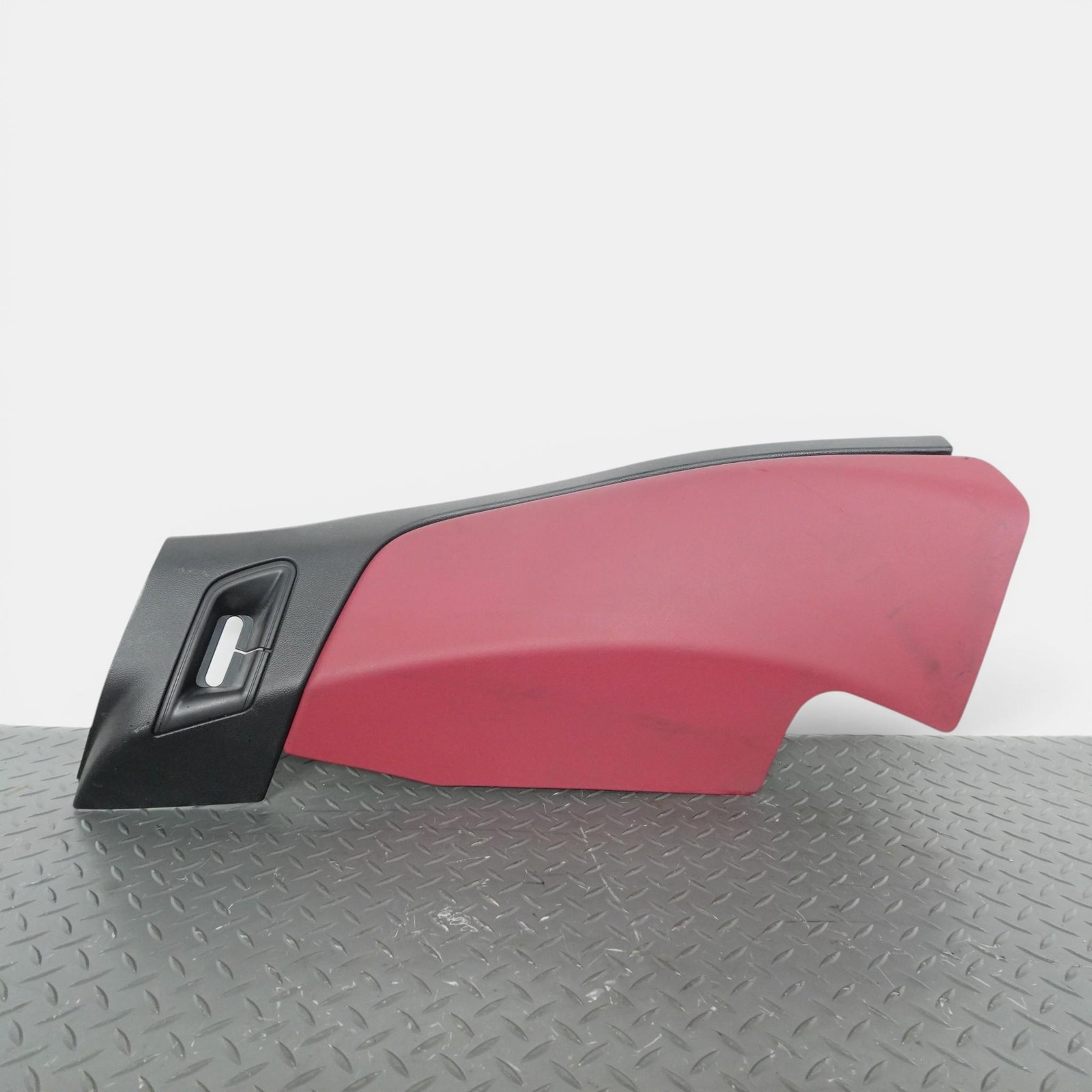 Maserati Grecale Folgore 2023-2026 Rear Left Lower Quarter panel trim