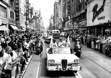 1958 DODGERS Arrival in Los Angeles PARADE Photo EDSEL (174-x )