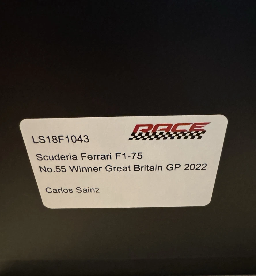 Ferrari F1-75 Carlos Sainz #55 Great Britain GP 2022 LS18F1043 1/18 Looksmart F1 - Immagine 3 di 3