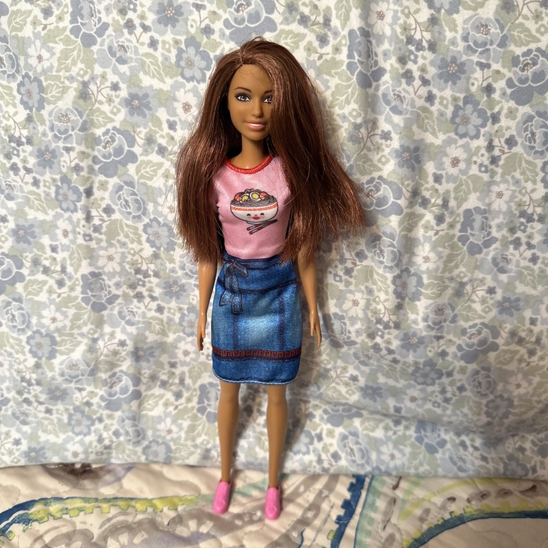 2011/2015 Barbie. Beautiful. Red Head. EUC