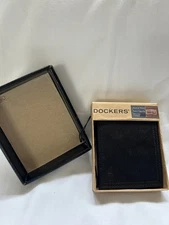 Dockers Men's Slimfold, Extra Capacity, Genuine Leather Black Wallet- New in Box