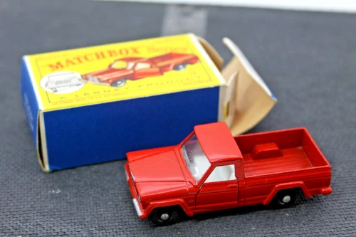 VINTAGE MATCHBOX LESNEY No. 71 Jeep Gladiator ORIGINAL BOX 1960's Mint Grade