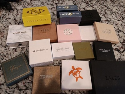VTG Presentation  Jewelry Box Lot of 17 Kendra Scott, Macy, Qielizhu, Zales, Etc