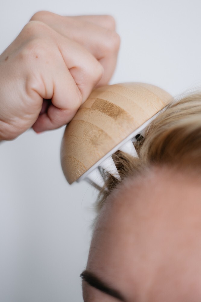 Croll & Denecke Scalp Shampoo Massage Brush | Relaxation Hair Growth