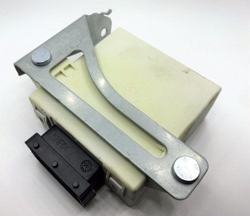 859400F010A Toyota Corolla Genuine Viper Relay/ Computer Module Unit - Picture 2 of 3