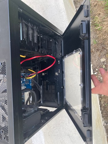 Corsair Obsidian 650D Mid-Tower Gehäuse mit Intel DH67BL und i5 2500K + AIO - Bild 11 von 20